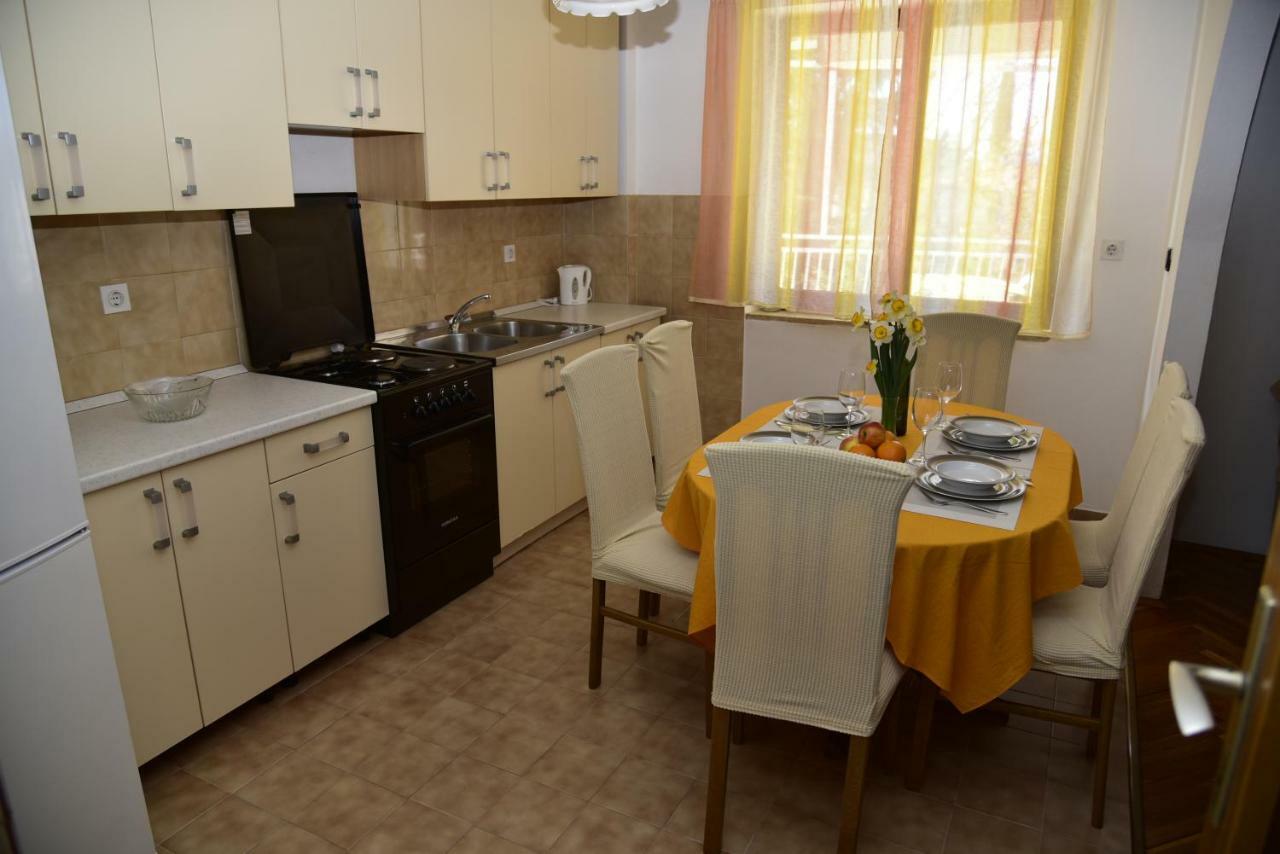 Apartments Maestral Malinska Exterior foto